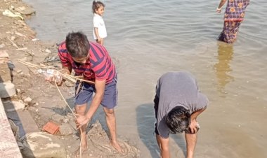 मातृ दिवस पर गंगा घाट से उठा स्वच्छता का संकल्प