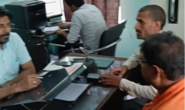 हड़ताल खत्म होते ही चौसा अंचल कार्यालय में बढ़ी रफ्तार, लंबित मामलों के निपटारे पर जोर