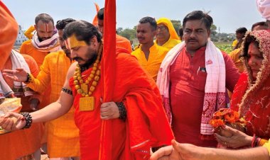 नारायण नाम के जयघोष से गूंजा जवहीं जगदीशपुर, 501 कलशों की जलयात्रा से महायज्ञ का शुभारंभ