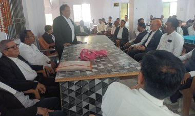 व्यावसायिक मर्यादा ही वकालत की पहचान, अधिवक्ताओं को दिए गए नैतिक आचरण के मंत्र