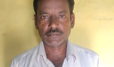 बक्सर से लौटने के दौरान ट्रेन से गिर कारपेंटर की मौत