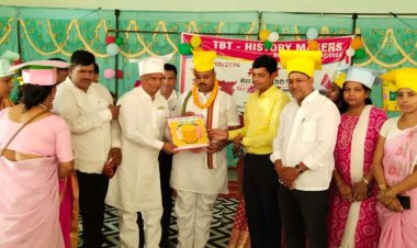 नवाचार के रंग में रंगा डुमरांव, 101 शिक्षकों का हुआ भव्य सम्मान
