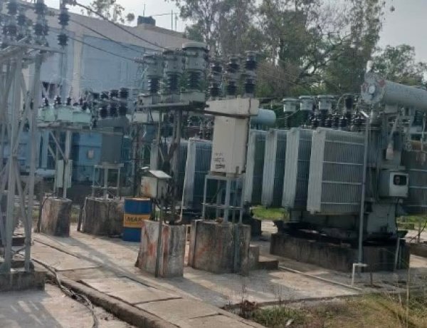 शहरी बिल, ग्रामीण सप्लाई: चौसा नगर पंचायत में बिजली व्यवस्था पर फूटा गुस्सा
