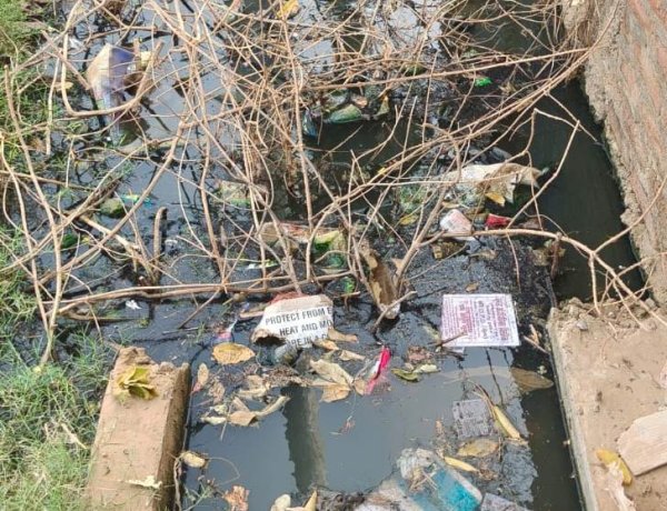 सफाई पर हर महीने 90 लाख खर्च, फिर भी बदहाल डुमरांव