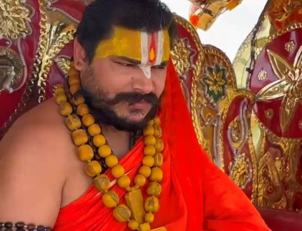धुंधकारी–गोकर्ण प्रसंग ने बांधा समां, हरिनाम संकीर्तन से गूंजा यज्ञस्थल
