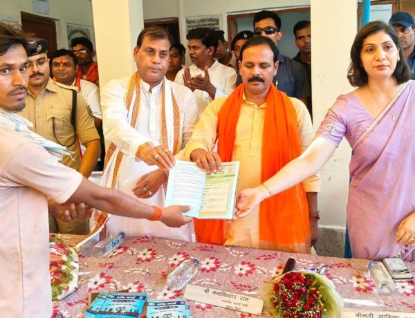 सहयोग शिविर में उमड़ी समस्याएं, ग्रामीणों ने खोली विकास कार्यों की पोल