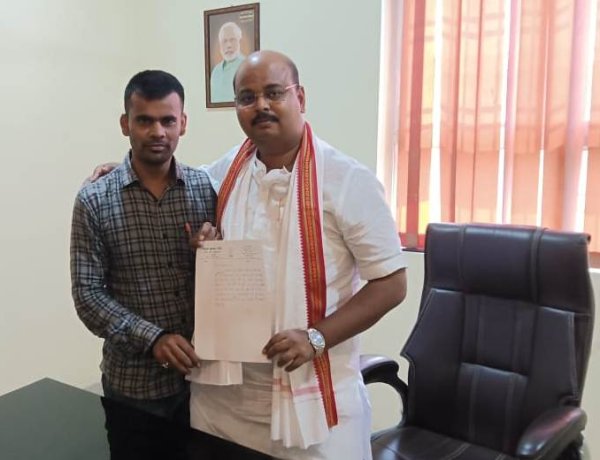 बूंद-बूंद बचाने निकला ‘जल पुत्र’, गर्मी में लोगों के लिए बना उम्मीद की मिसाल