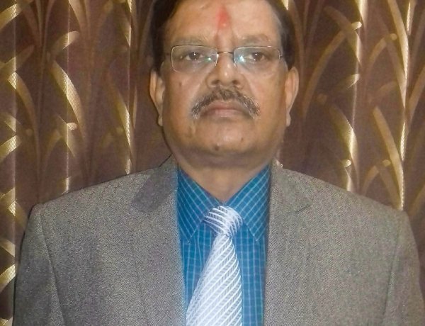 स्वास्थ्य सेवा के समर्पित प्रहरी व डुमरांव निवासी डॉ. कामेश्वर सिंह पंचतत्व में विलीन