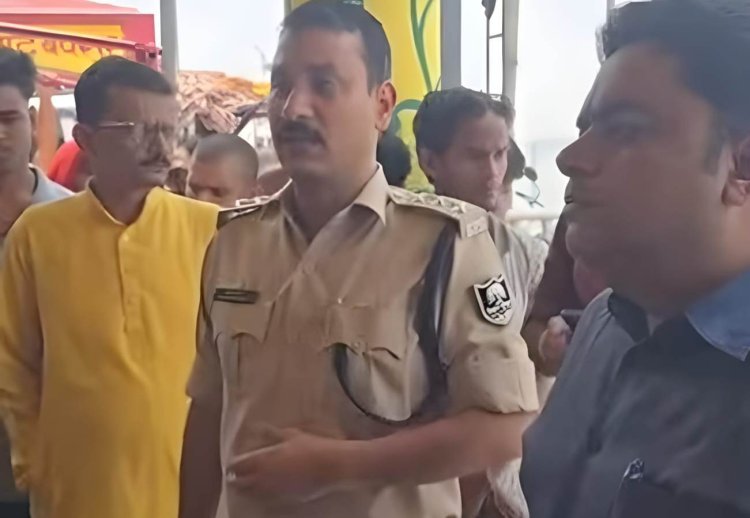 घाटों पर सुरक्षा का सख्त पहरा: नियम तोड़ने पर तुरंत कार्रवाई