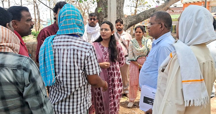चौसा-बक्सर में जनगणना अभियान तेज, अधिकारियों ने दिए त्वरित निष्पादन के निर्देश