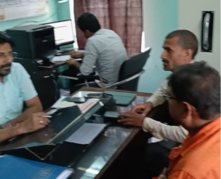 हड़ताल खत्म होते ही चौसा अंचल कार्यालय में बढ़ी रफ्तार, लंबित मामलों के निपटारे पर जोर