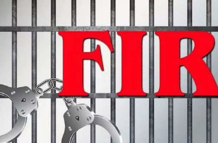 छात्रा से बदसलूकी और मारपीट मामले में दो भाइयों पर केस