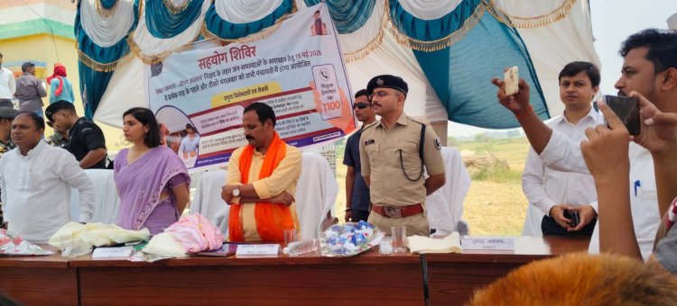 गांव में ही मिला समाधान: चौसा के सहयोग शिविर में उमड़ी भीड़, सैकड़ों लोगों को मिली राहत