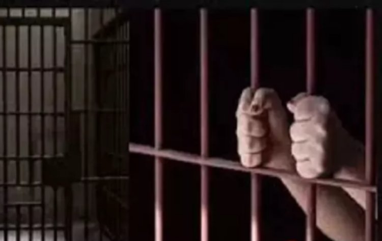 फरार अभियुक्तों पर ब्रह्मपुर पुलिस की कार्रवाई तेज, दो को दबोचा