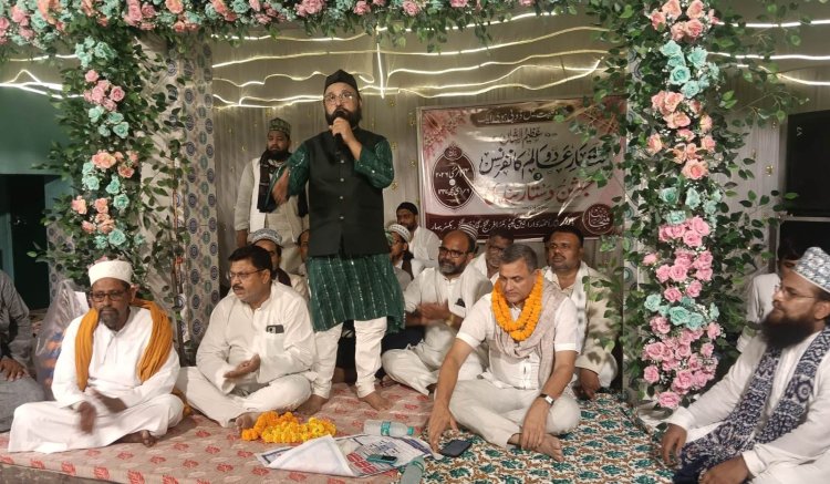मदरसों में आधुनिक शिक्षा और कोचिंग की जरूरत पर जोर, मुसाफिरगंज जलसे में उठे सामाजिक सरोकार
