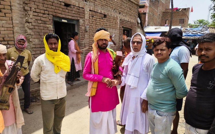 22 साल बाद लौटा ‘दीपक’, साधु वेश में घर पहुंचा तो गांव रह गया दंग
