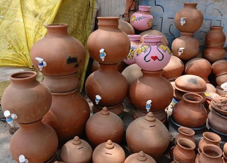 गर्मी में फिर लौटी परंपरा: मटके-सुराही की बढ़ी मांग, कुम्हारों को मिला सहारा