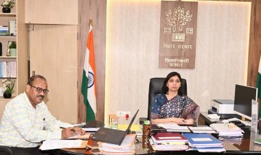 जन शिकायतों के त्वरित निपटारे पर डीएम का जोर