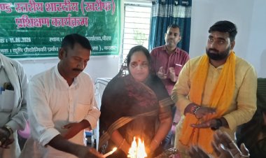 प्राकृतिक खेती से घटेगी लागत, बढ़ेगा उत्पादन: कृषि विशेषज्ञों ने किसानों को दिया टिकाऊ खेती का संदेश