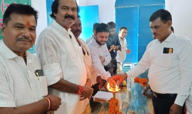 खरीफ सीजन से पहले खाद संकट पर गरजे किसान, अधिकारियों ने योजनाओं की दी जानकारी