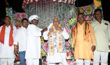 मां गंगा और कोयला बाबा पूजन में पहुंचे विधानसभा अध्यक्ष डॉ. प्रेम कुमार
