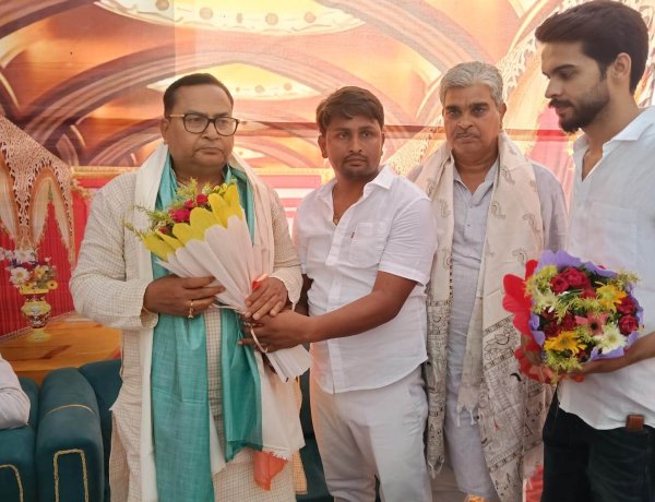 बुद्ध विहार से शांति का संदेश, विकास योजनाओं के शीघ्र क्रियान्वयन का भरोसा: मंत्री श्रीभगवान कुशवाहा