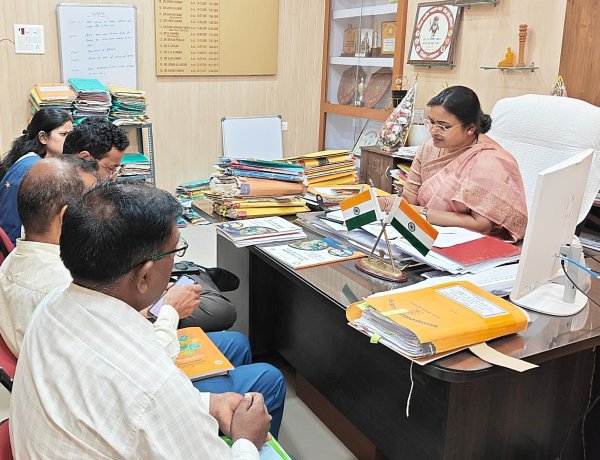 जिला परिषद योजनाओं की एनओसी प्रक्रिया में तेजी लाने का निर्देश