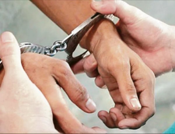 प्रेमिका से मिलने की जिद बनी मुसीबत, हाईटेंशन टॉवर पर चढ़े युवक को पुलिस ने भेजा जेल