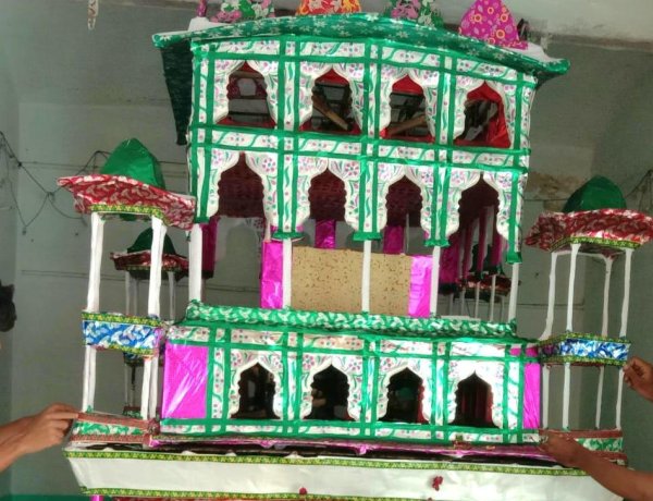 डुमरांव में गूंजने लगा मुहर्रम का जज्बा, इमामबाड़ों से ताजिया निर्माण तक बढ़ी हलचल