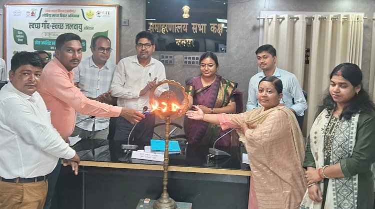 बक्सर में ‘स्वच्छ गांव, स्वच्छ जलवायु’ अभियान का शुभारंभ