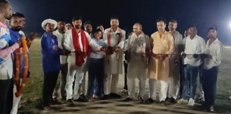ग्रामीण क्रिकेट महोत्सव में चमका औरंगाबाद, फाइनल में पहुंचकर बढ़ाई खिताबी उम्मीदें