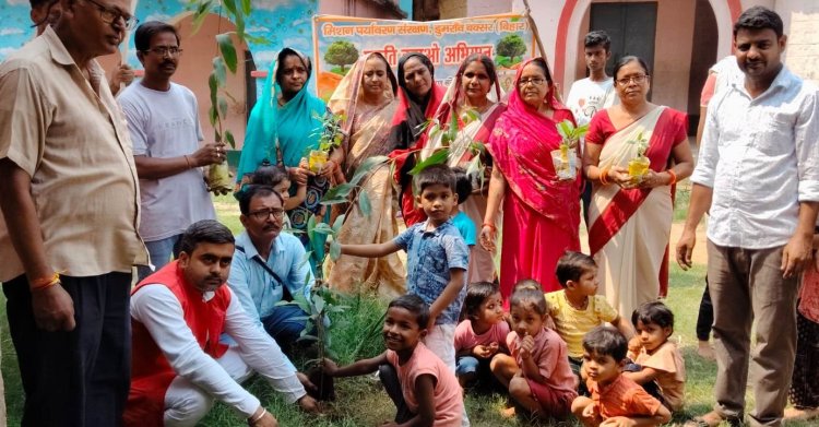 विश्व पर्यावरण दिवस पर डुमरांव में चला हरित अभियान, 11 पौधे रोपे गए