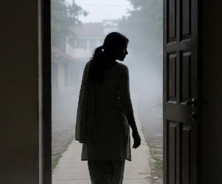 प्रमाण पत्र लेने निकली छात्रा रहस्यमय ढंग से लापता, परिजनों ने दर्ज कराई शिकायत