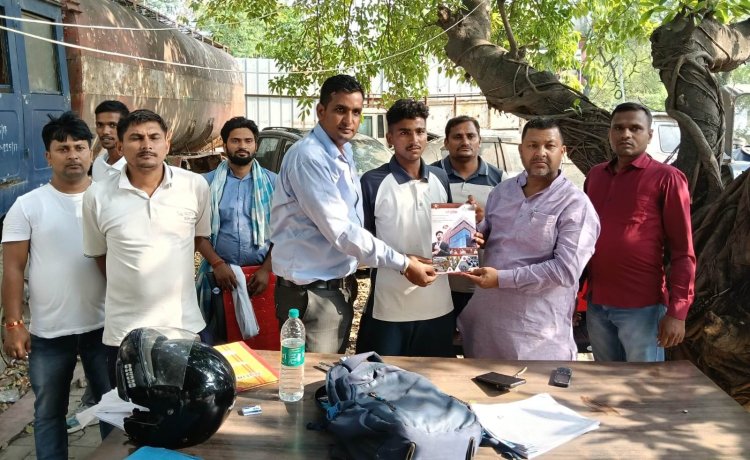 चौसा में रोजगार का द्वार खुला, चयनित युवाओं के हाथों में पहुंचे नियुक्ति पत्र