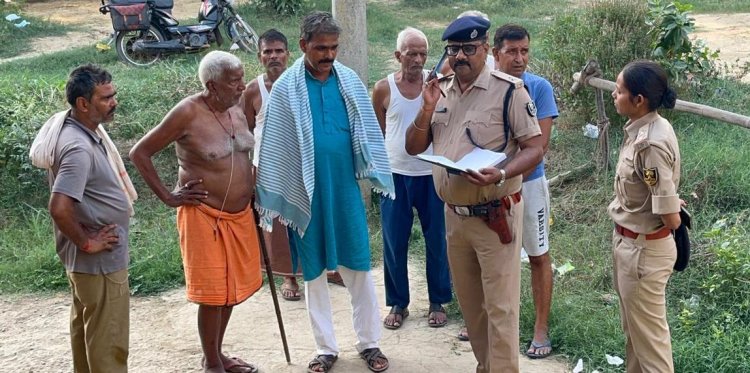 संपत्ति विवाद में कलियुगी पुत्र ने कुदाल के बेट से पीट कर दी पिता की हत्या, मां भी ज़ख्मी