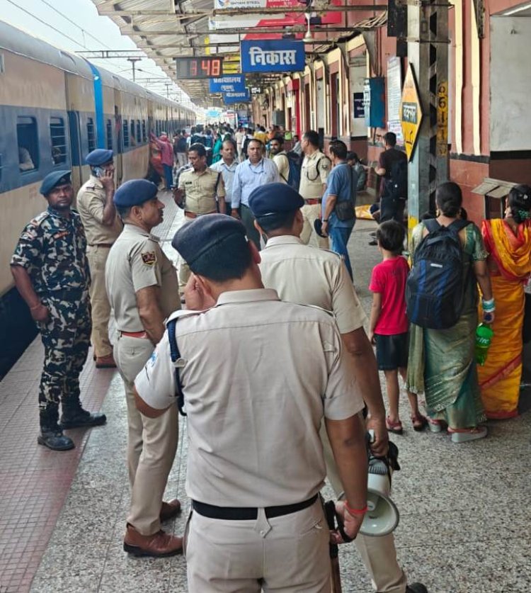 बिहार पुलिस भर्ती परीक्षा के अभ्यर्थियों के लिए रेलवे की खास व्यवस्था, बक्सर से परीक्षा स्पेशल ट्रेन एक घंटे बाद हुई रवाना