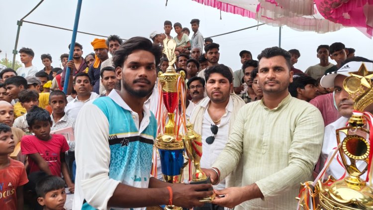 रघुनाथपुर में क्रिकेट का रोमांच, वार्ड-7 ने जीता आरपीएल सीजन-4 का खिताब