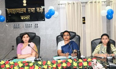 ग्राम कचहरियों को पंचायत सरकार भवन में स्थानांतरित करने का निर्देश