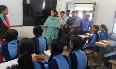 डीएम साहिला ने पीएम श्री विद्यालय का किया औचक निरीक्षण, गंदगी और शौचालय व्यवस्था पर जताई नाराजगी