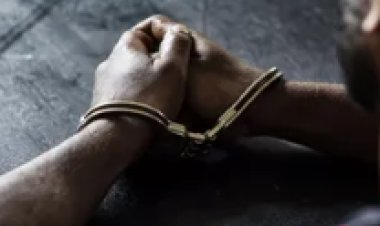 नया भोजपुर पुलिस की कार्रवाई: 49.42 लीटर शराब के साथ तीन तस्कर गिरफ्तार, बाइक जब्त