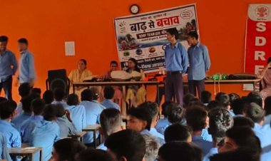 एसडीआरएफ ने छात्रों को सिखाए आपदा प्रबंधन के गुर, सीपीआर और बाढ़ बचाव का लाइव डेमो बना आकर्षण