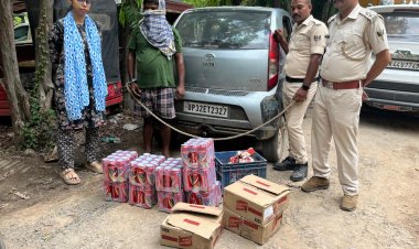 यूपी से बिहार में शराब की खेप पहुंचने से पहले उत्पाद विभाग का शिकंजा, चौसा बॉर्डर पर 87.84 लीटर अंग्रेजी शराब जब्त