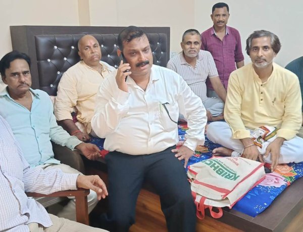 इटाढ़ी गुमटी खोलने और ओवरब्रिज हादसे की जांच को लेकर बक्सर में होगा विशाल धरना
