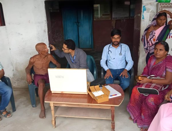 रोशनी की नई उम्मीद: दलित बस्ती के 17 मोतियाबिंद मरीजों का होगा मुफ्त ऑपरेशन
