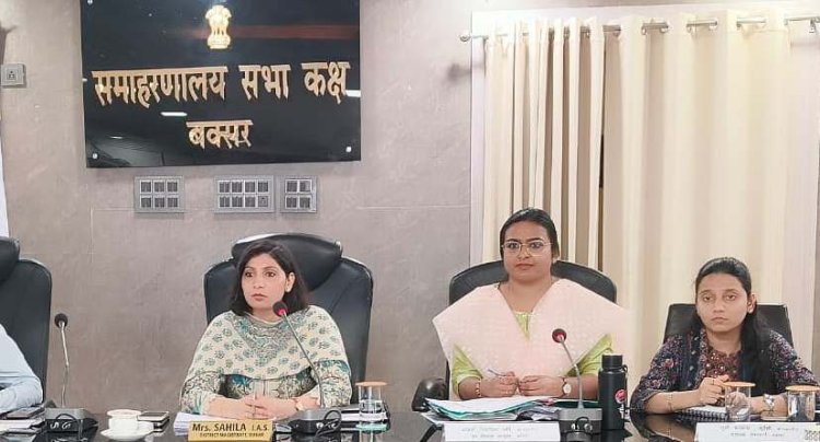 डीएम साहिला सख्त: पंचायत शिविरों में लापरवाही पर होगी निगरानी, सावन से पहले सड़क-घाट दुरुस्त करने के निर्देश
