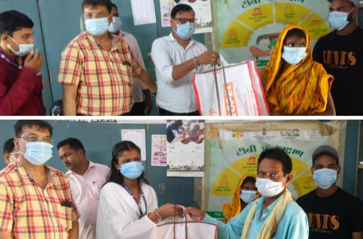 प्रधानमंत्री टीबी मुक्त भारत अभियान के तहत पांच टीबी मरीजों को स्वास्थ्यकर्मियों ने लिया गोद