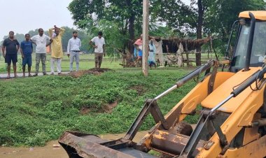 बरसात में केसठ चार रजवाहा नहर की मरम्मत शुरू, किसानों में जगी सिंचाई की उम्मीद
