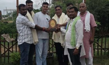 प्लास्टिक कचरे को बनाया कमाई और पर्यावरण संरक्षण का जरिया, संजीत राय सम्मानित