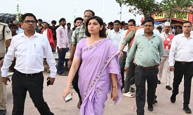 गंगा का जलस्तर चेतावनी स्तर के करीब, प्रशासन अलर्ट