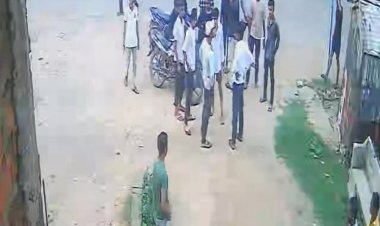 लाइब्रेरी में पढ़ने पहुंचे छात्रों में भिड़ंत, सिर में गंभीर चोट लगने पर छात्र रेफर